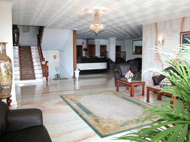 סנשנשו Hotel Ton מראה חיצוני תמונה