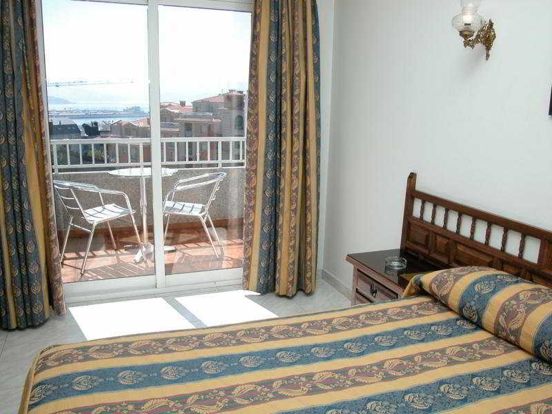 סנשנשו Hotel Ton מראה חיצוני תמונה